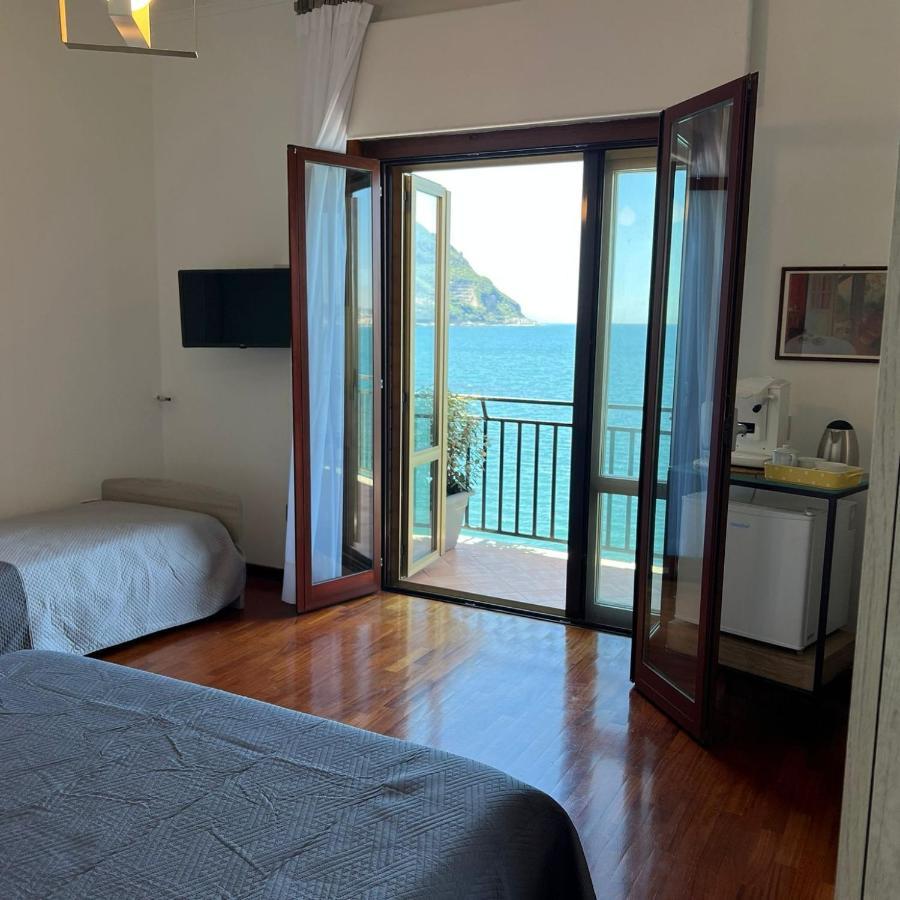 카스텔라마레디스타비아 Vip Sul Mare B&B 외부 사진